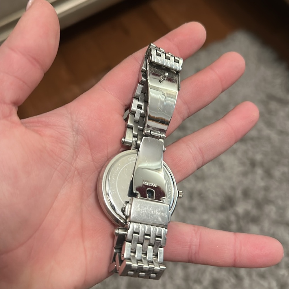 Silver Michael Kors watch. - Picture 2 of 7